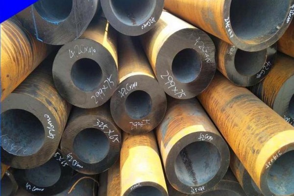 桓台桓台桓台42CrMo无缝钢管 汽车工程机械配件合金无缝管